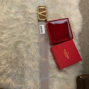 Designer logo belt Valentino
